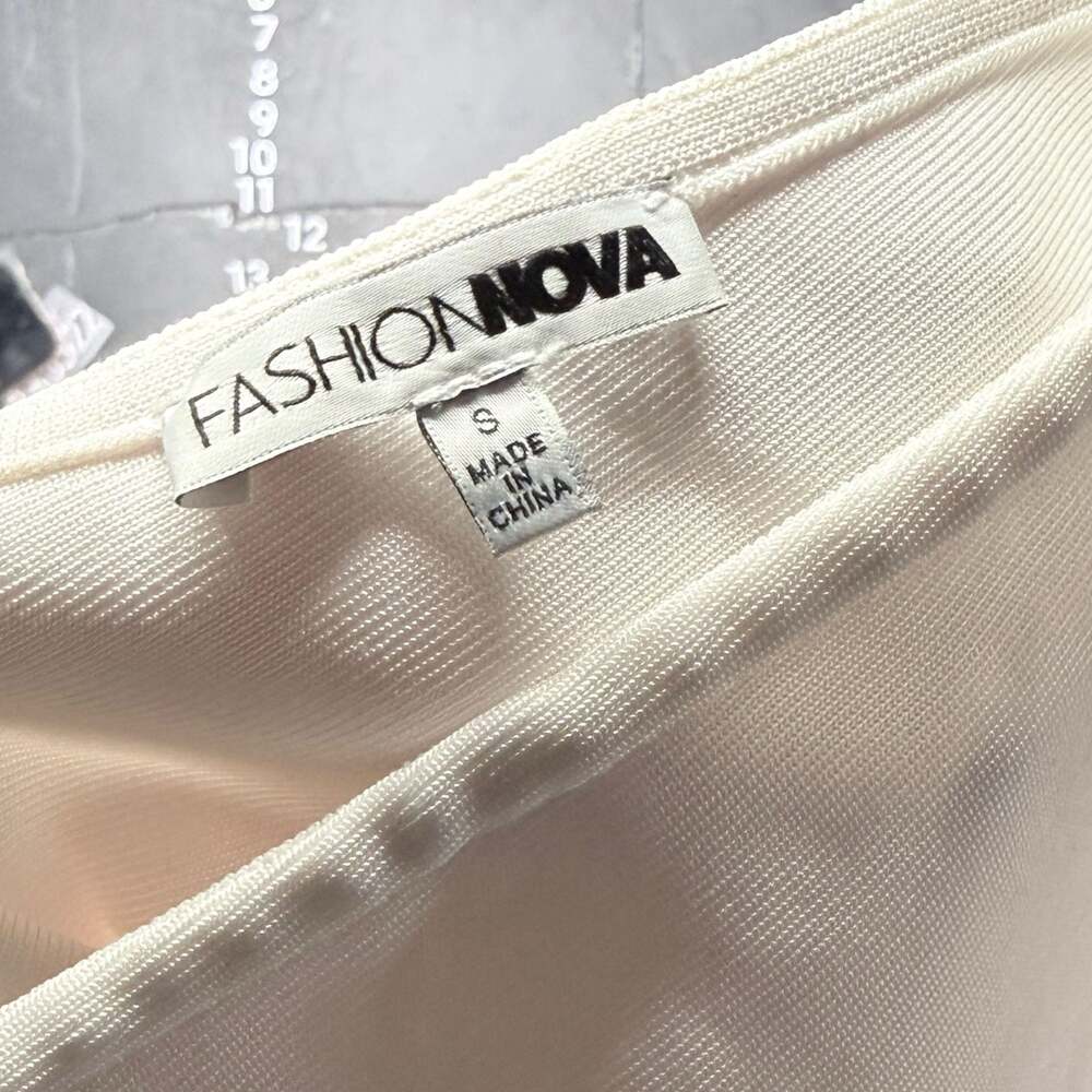 Fashion Nova White One Shoulder Cutout Belted Midi Dress Size S - Picture 4 of 6